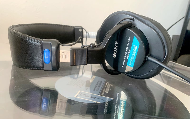 Carsen's well-loved Sony MDR-7506 headphones