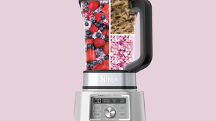 Ninja Foodi Blender on a colorful background