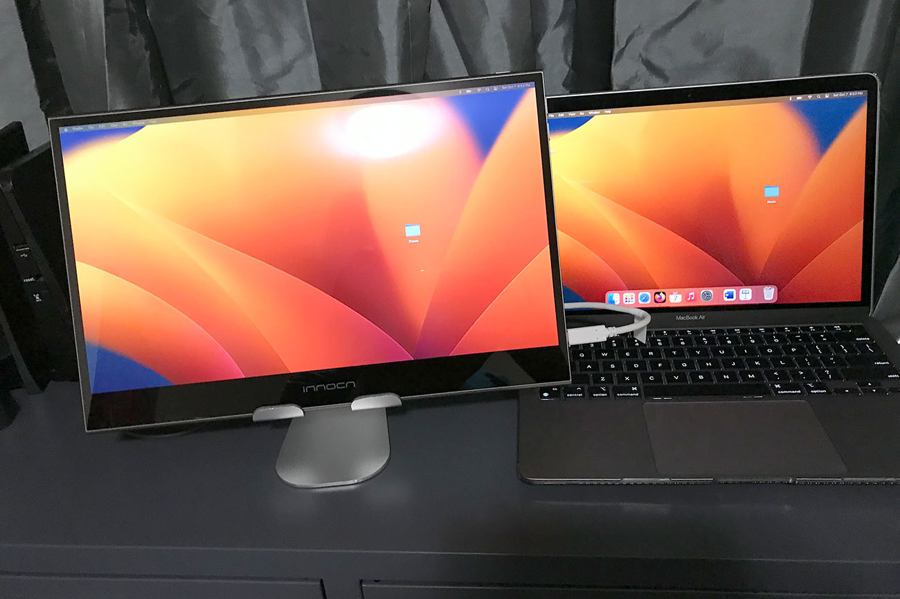 Best Portable Monitors 's Arzopa Comparison or iPad as a Second  Monitor with Duet 