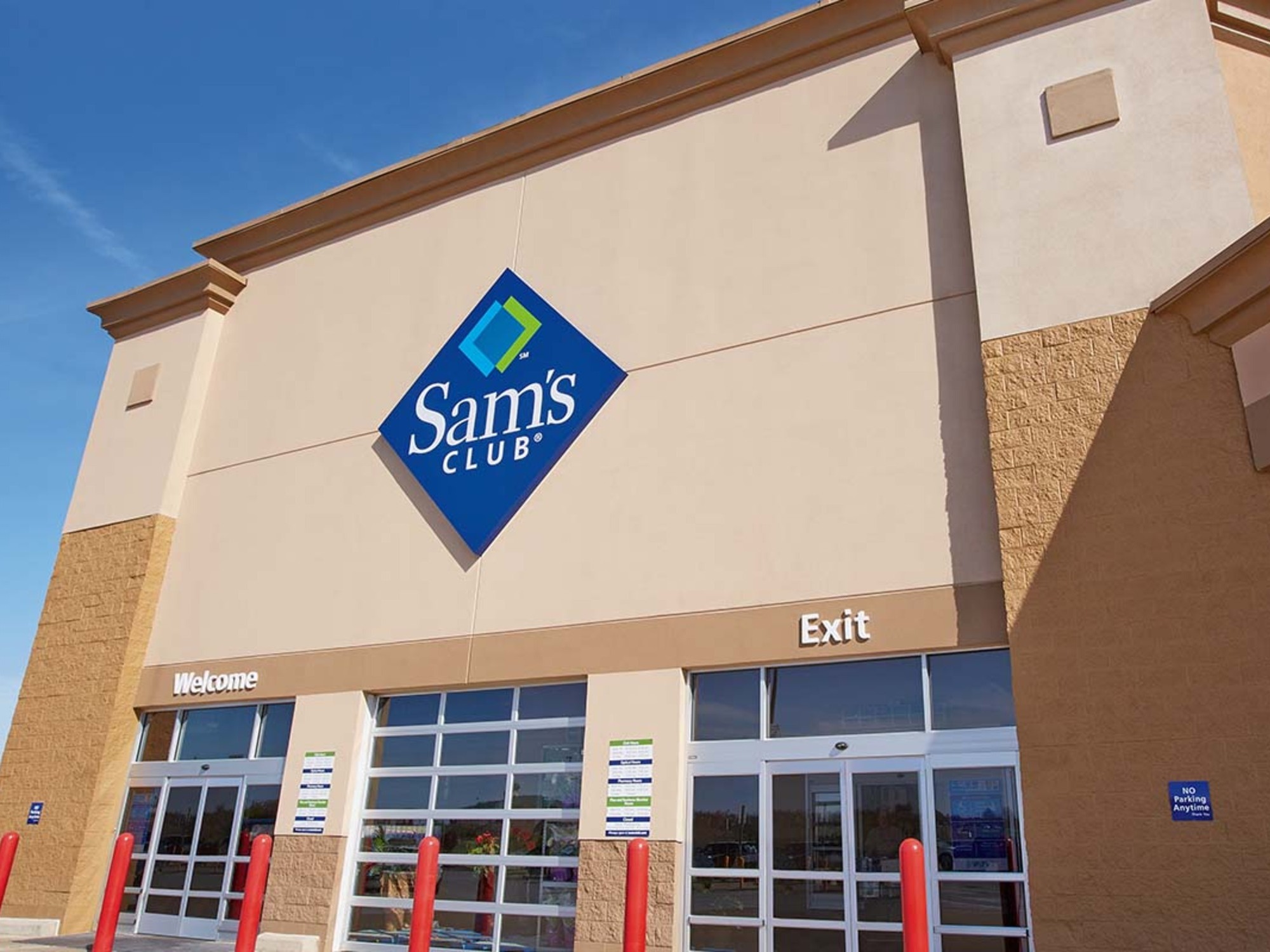 Now’s the only time you can get a Sam’s Club membership and $10 gift card for $15