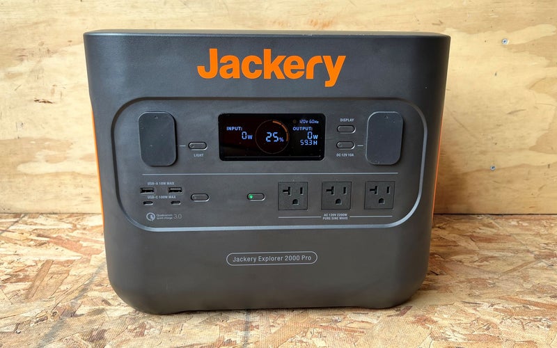 Jackery Solar Generator 2000 Pro Review