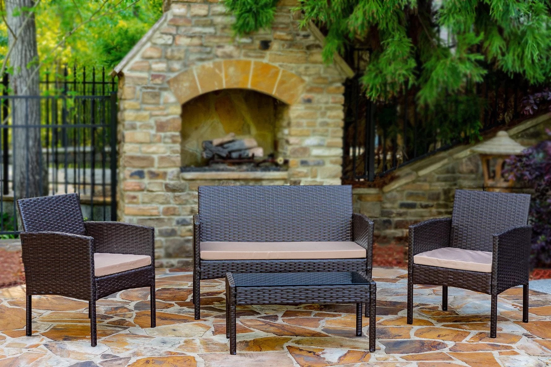 Score up to 72-percent off patio furniture during Wayfair’s Memorial Day Sale thumbnail