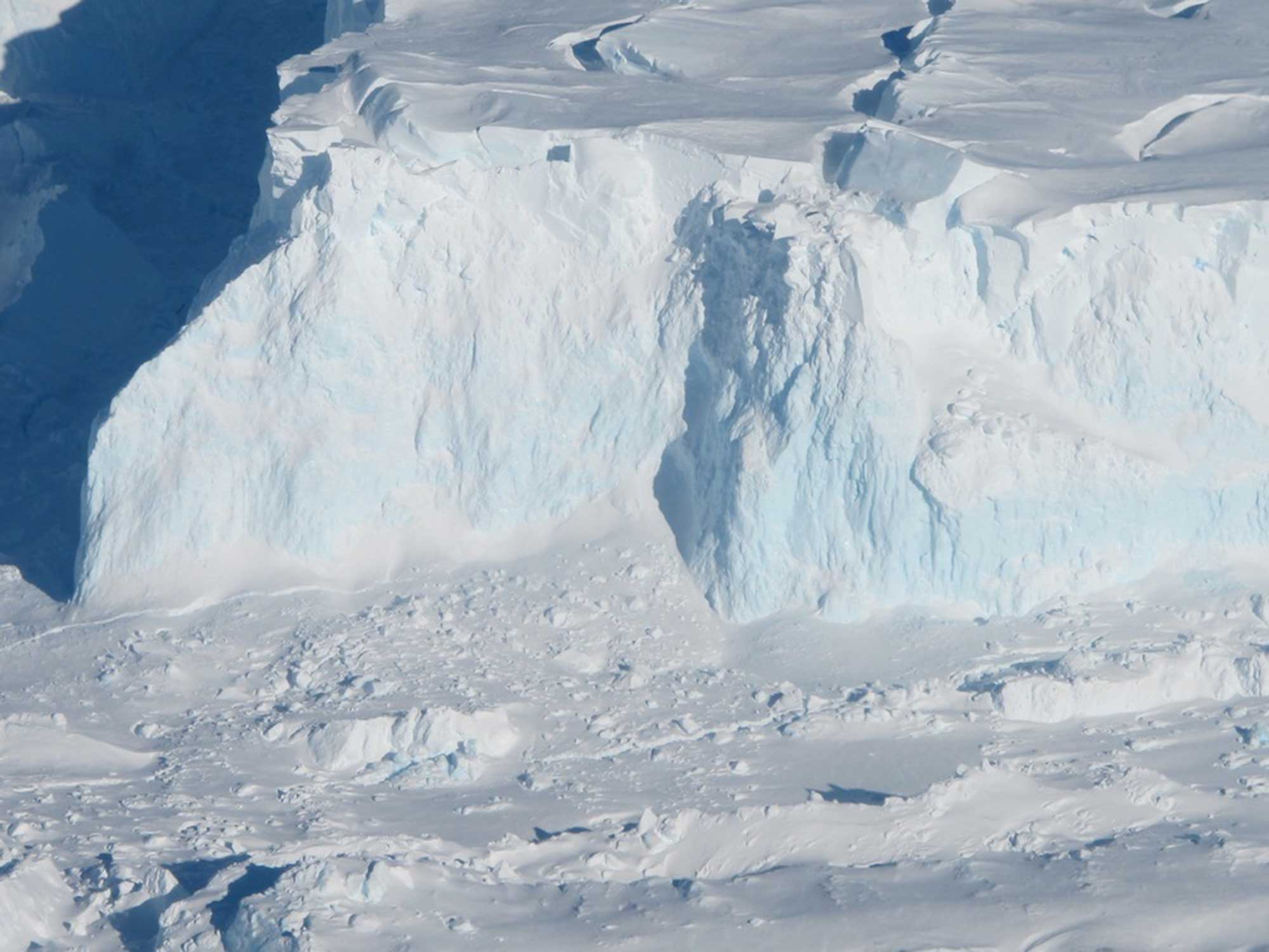 Een afbeelding van de Thwaites-gletsjer van NASA