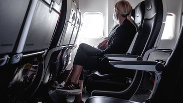 5 tips to soothe your fear of flying