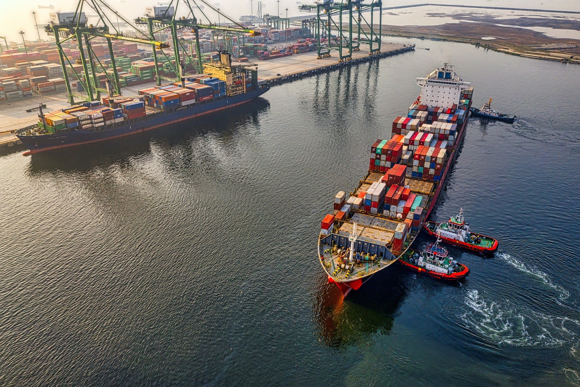A new law takes aim at shipping costs and congested ports thumbnail
