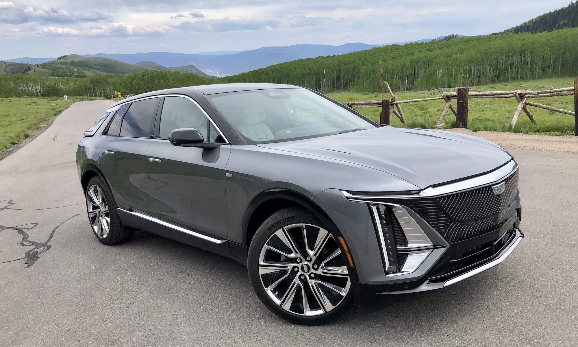 The Cadillac Lyriq EV: Specific style and design and a quiet cabin