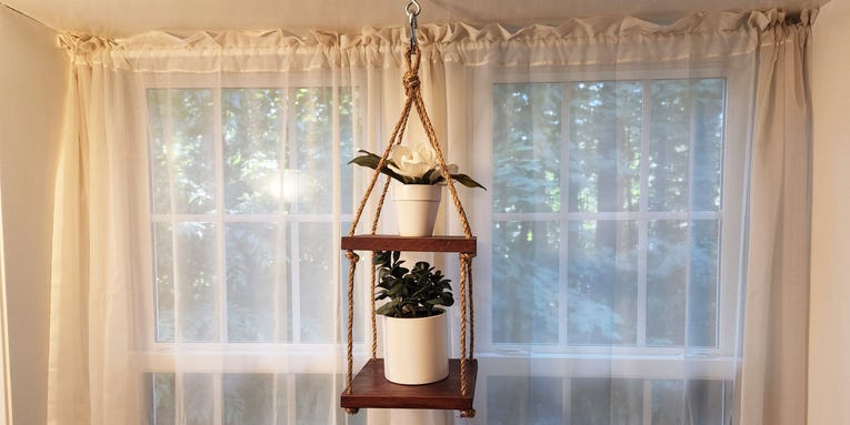 These DIY hanging plant shelves will make your home feel like a forest canopy