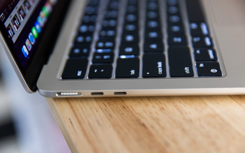 Apple MacBook Air M2 evaluate: Semi-pro