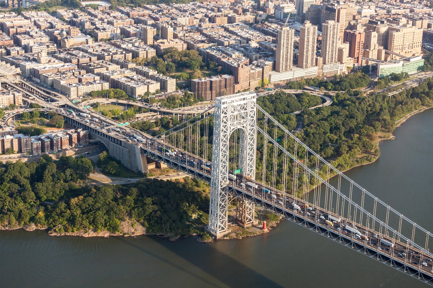 George Washington Bridge traffic going into Manhattan in the daytime when congestion pricing will apply
