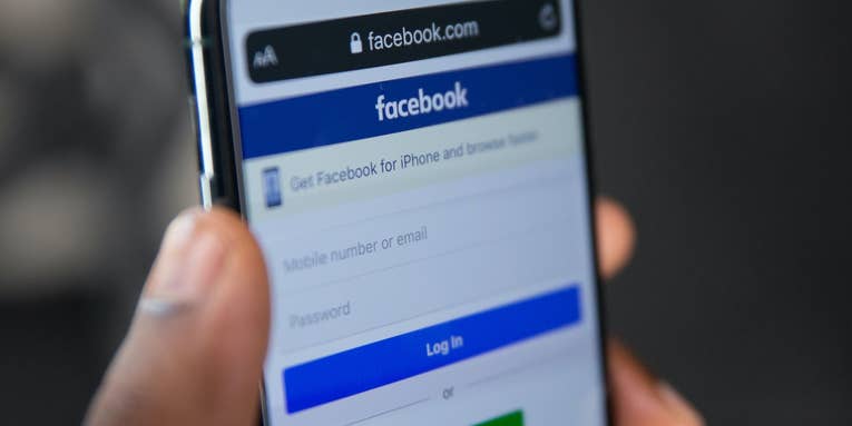 Websites are dropping Facebook’s third-party login button
