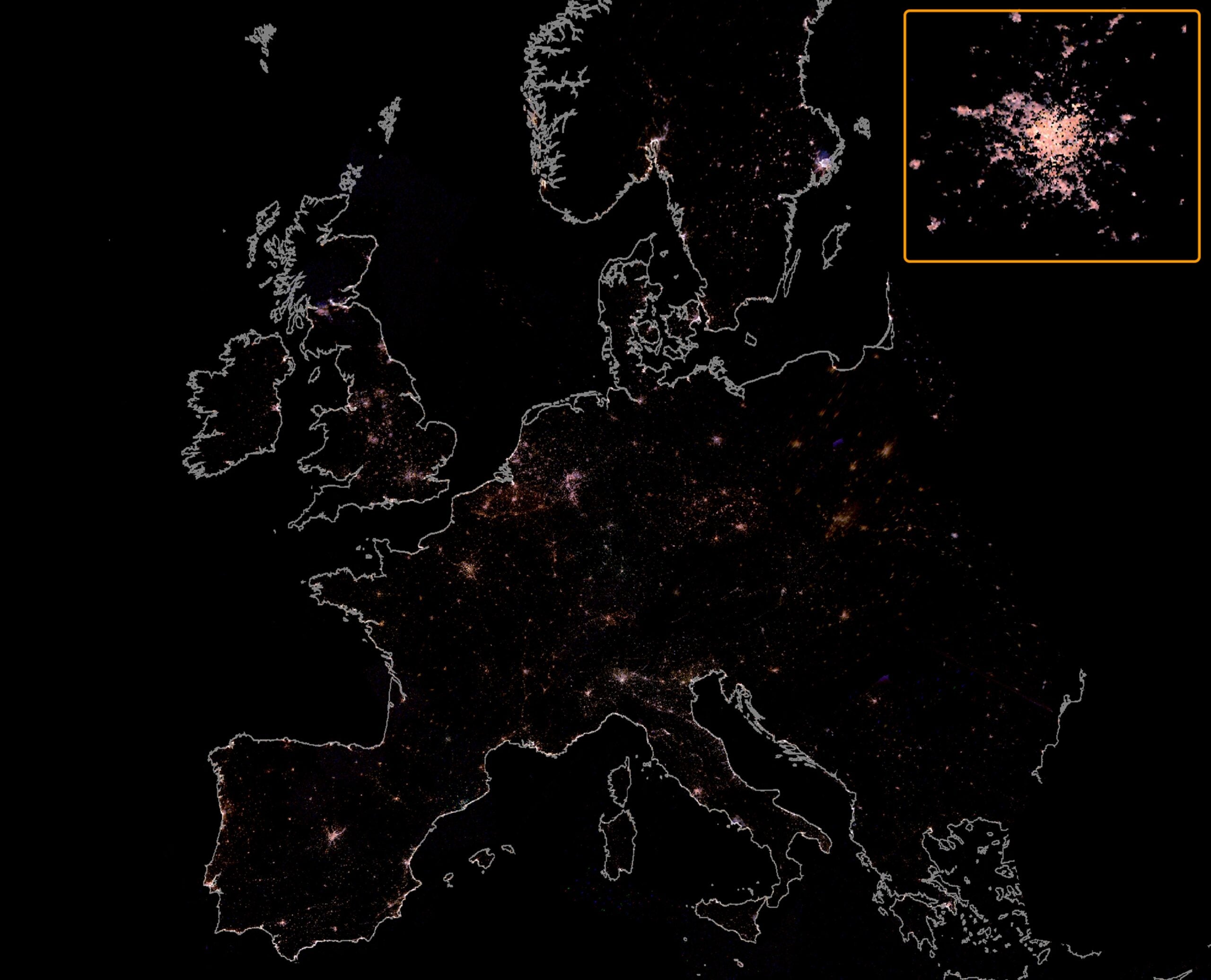 Una imagen de la ISS de Europa de noche.