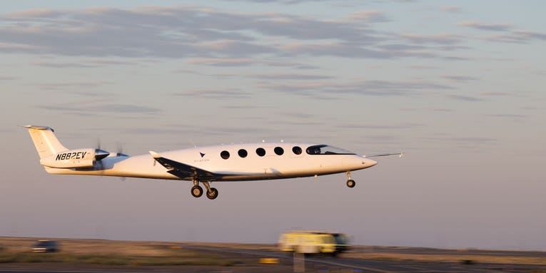 Watch Alice, a new electric commuter plane, fly for the first time