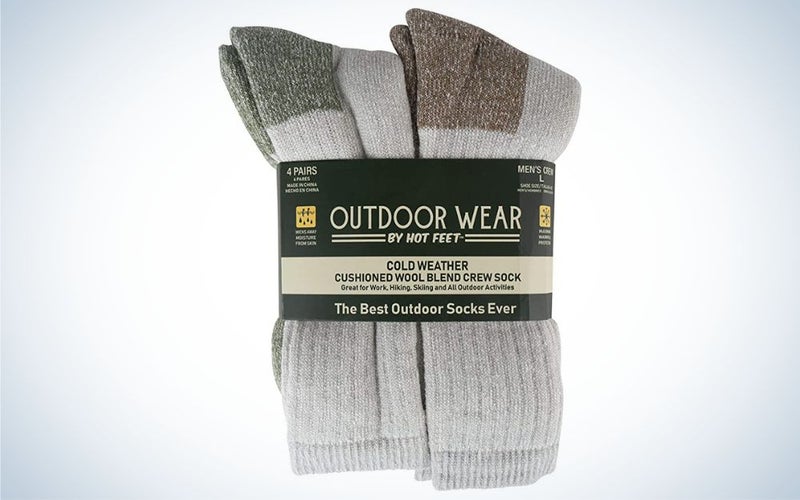 HOT FEET Mens Active Work and Outdoors Hiking Socks are the best wool socks for winter.