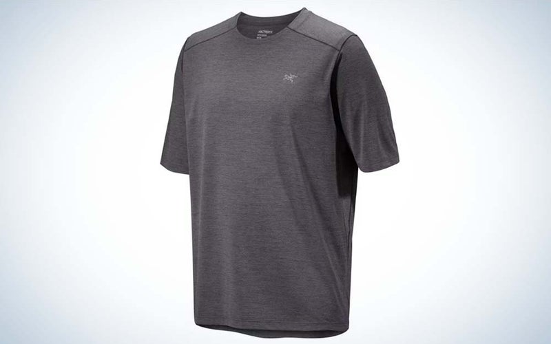 A gray Arc'teryx Cormac Crew SS Shirt for running against a plain background.