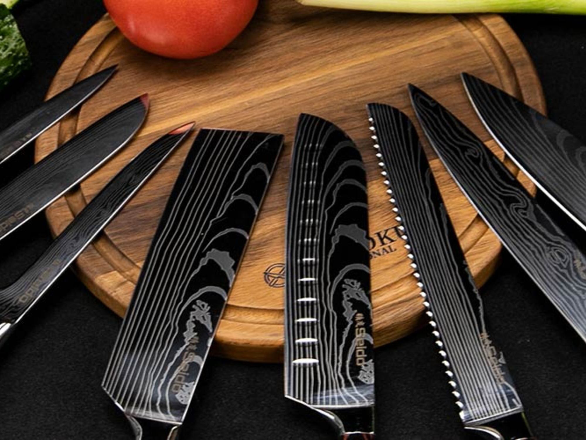 This 8-piece chef knife makes for a great present for your pals