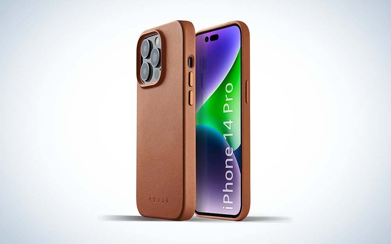 Mujjo leather case is the best leather case for iPhone 14.