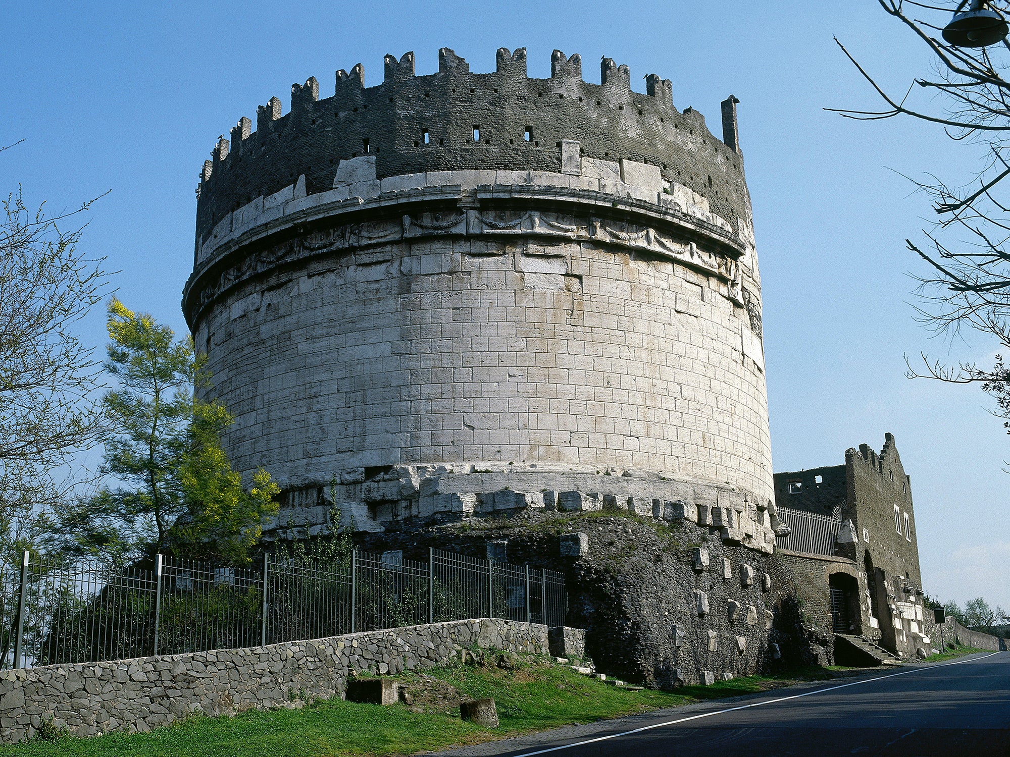 Built in 1 BCE, the Tomb of Caecilia Metella rests on a base of Roman concrete. Many of the city’s long-standing landmarks were built with a version of the mixture.