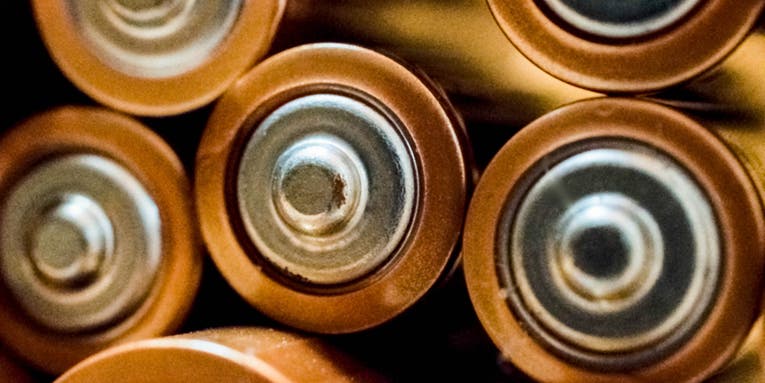 How to turn AAA batteries into AAs