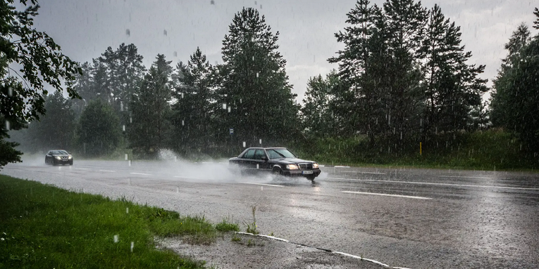 A driver’s guide to hydroplaning and how to handle it