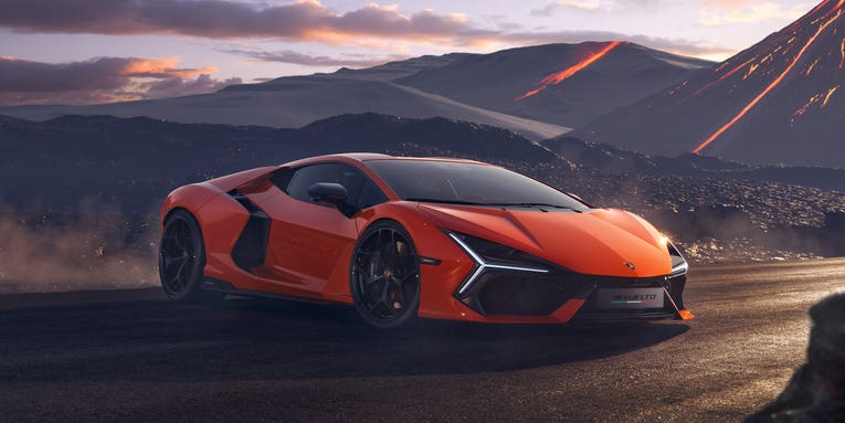 The new Lamborghini Revuelto is a powerful hybrid beast