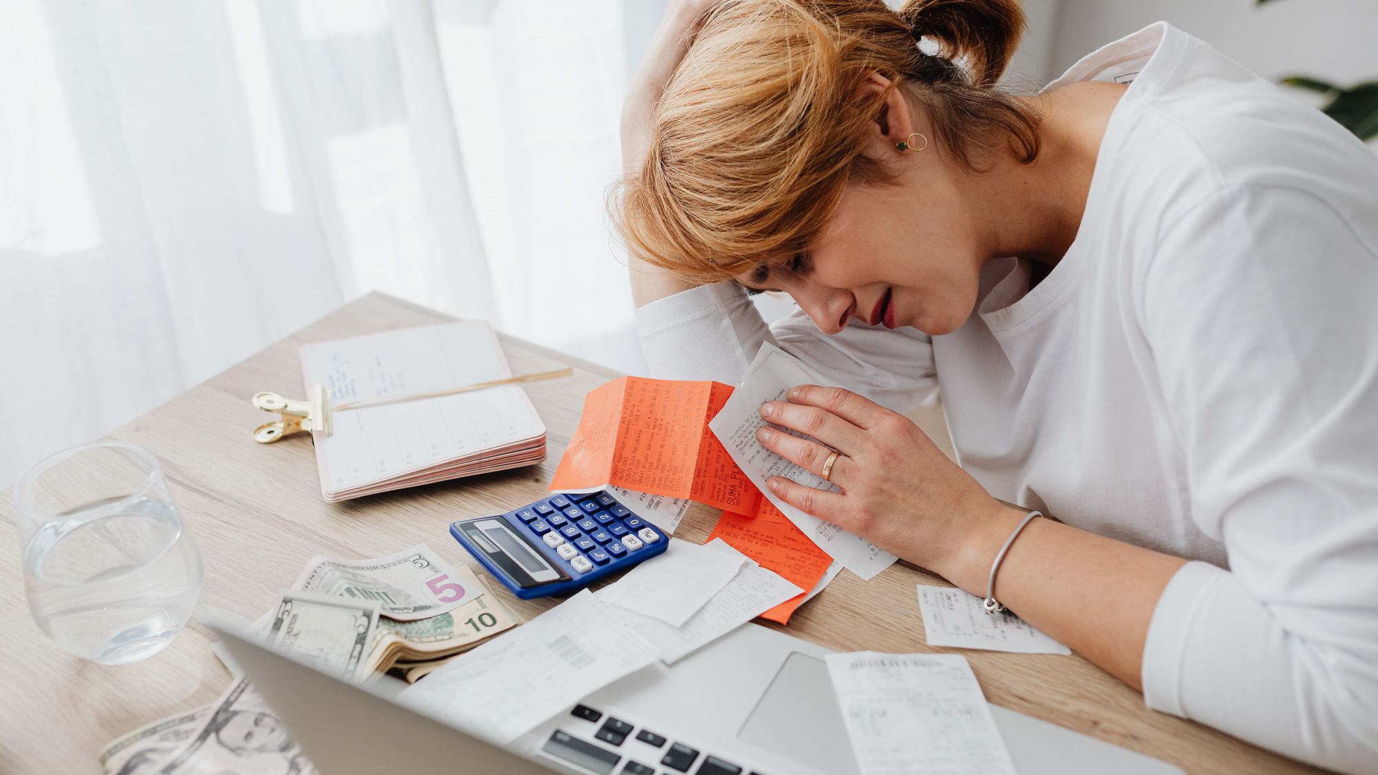 5 ways to deal with financial anxiety before it seriously harms your health