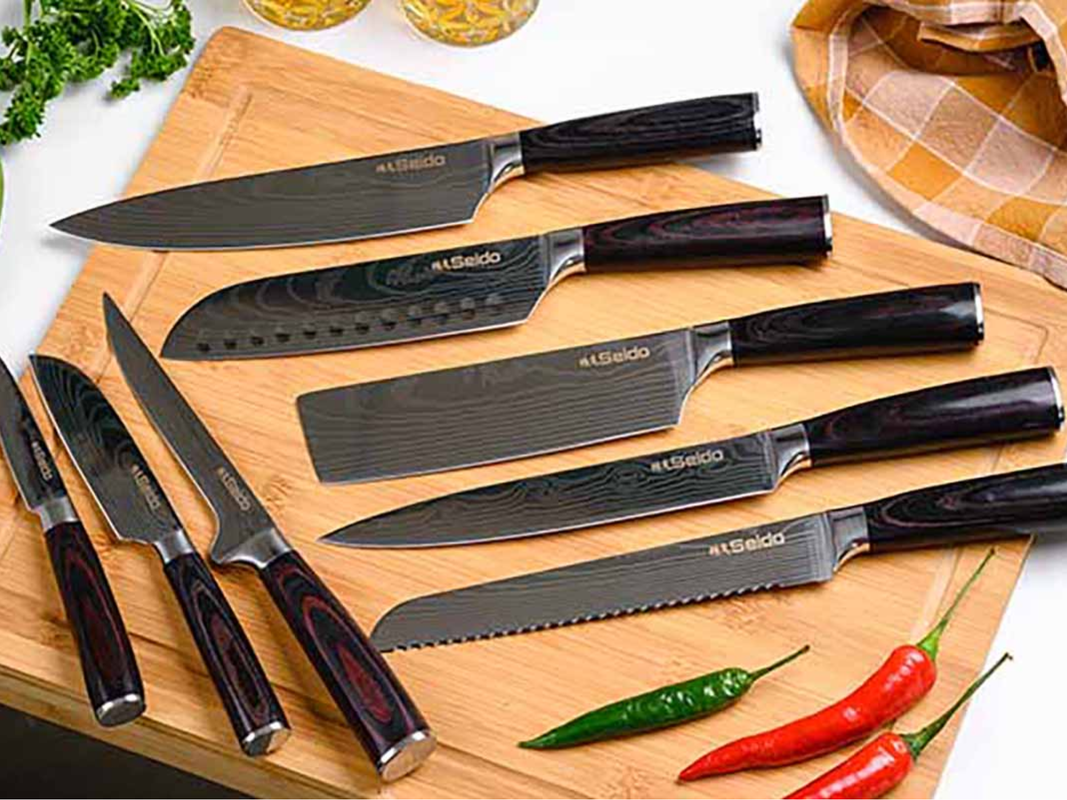 This versatile Japanese Master Chef knife set features eight pieces and a Mother’s Day discount