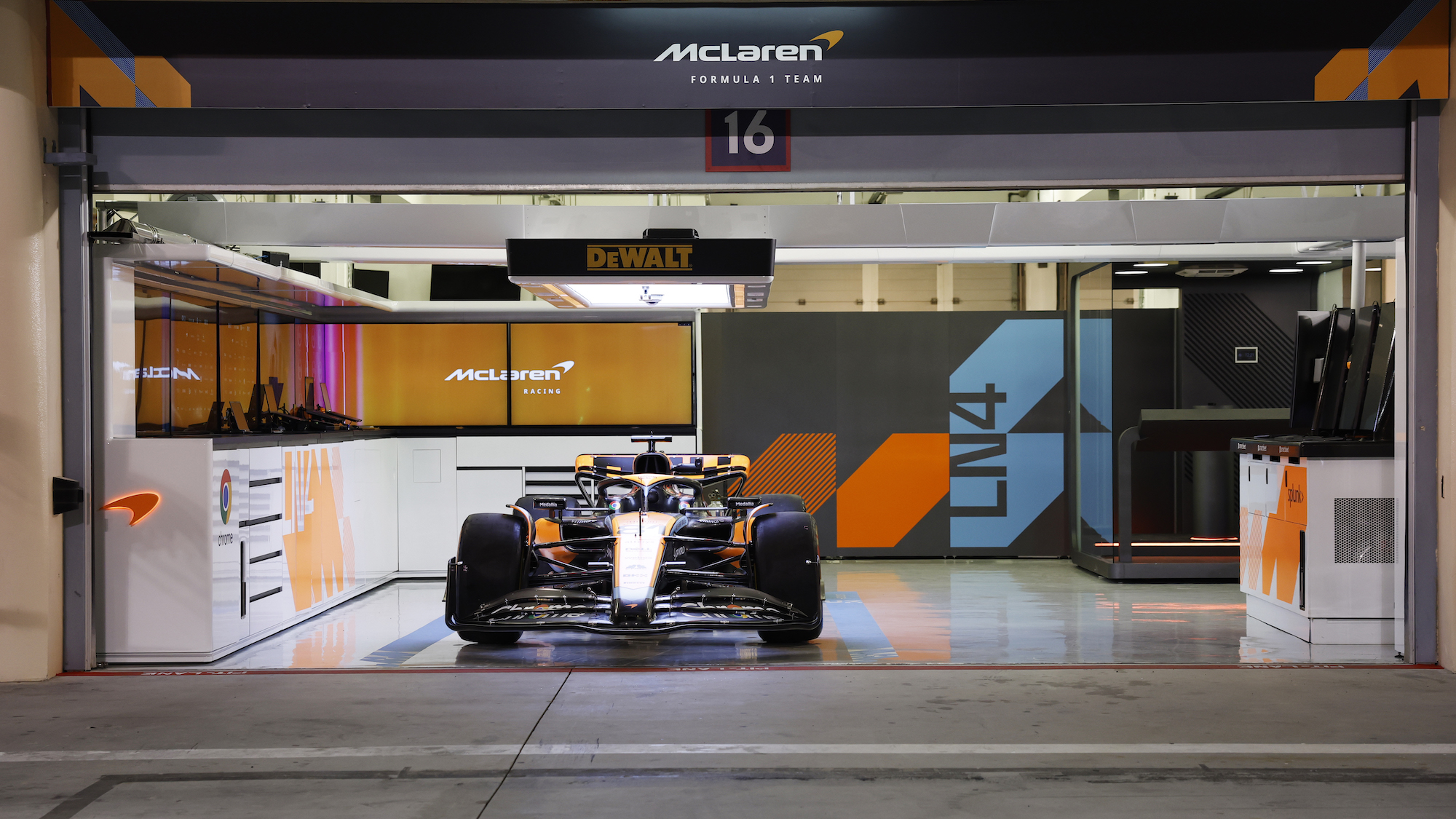 McLaren's F1 race car