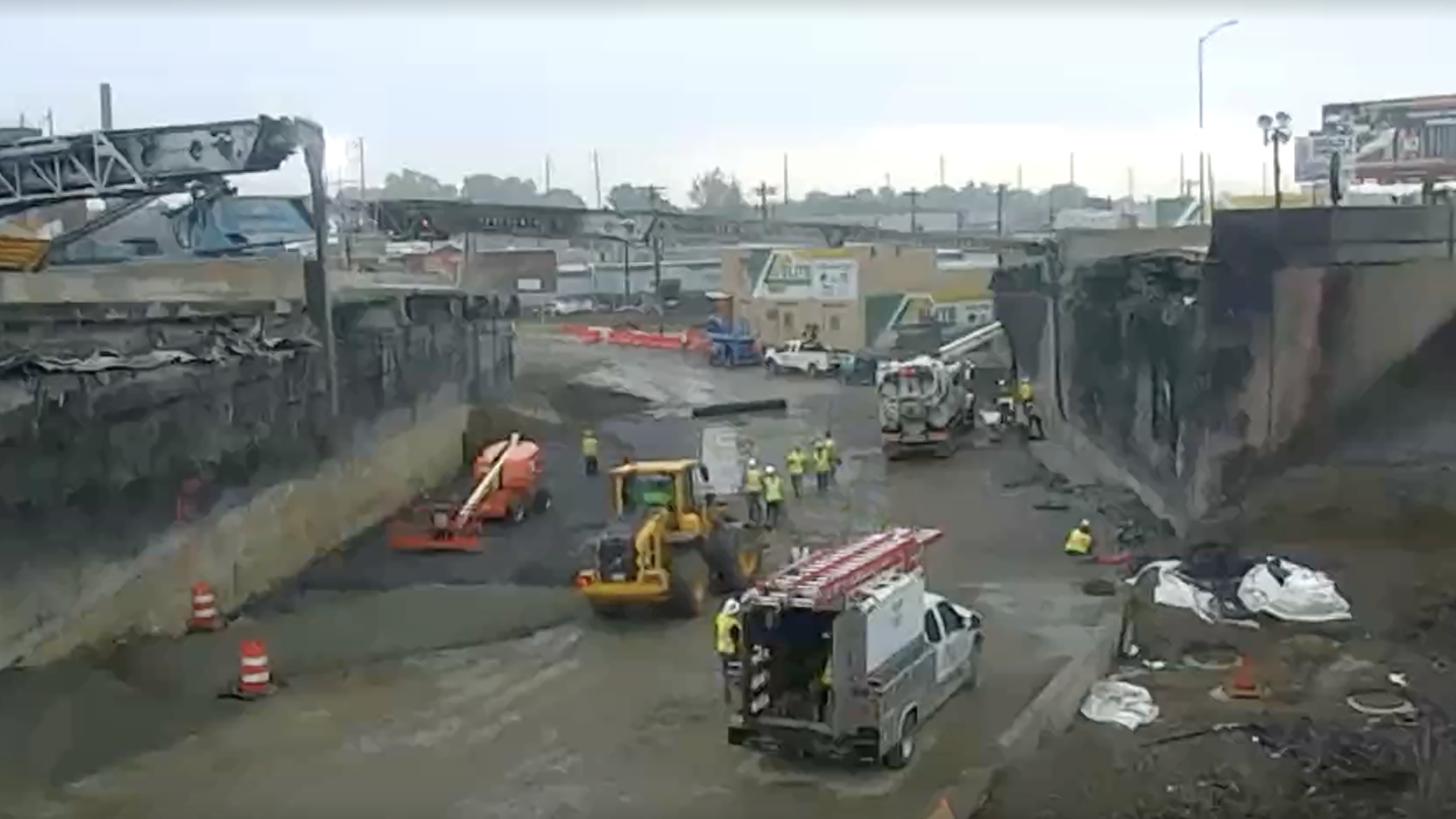 Livestream screenshot of repairs to I-95 collapse.