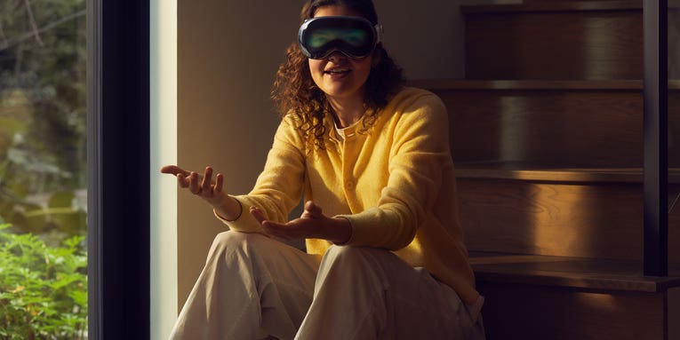 What’s the difference between VR, AR, and mixed reality?