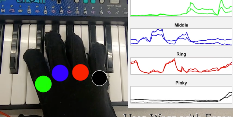 This AI-powered glove could help stroke patients play the piano again