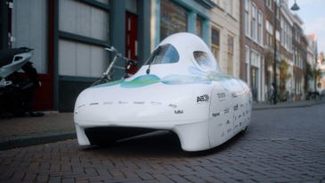 This tiny hydrogen-fueled car just broke a world record for going the distance