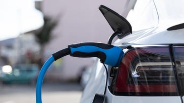 7 automakers team up to cover the US and Canada with fast EV chargers
