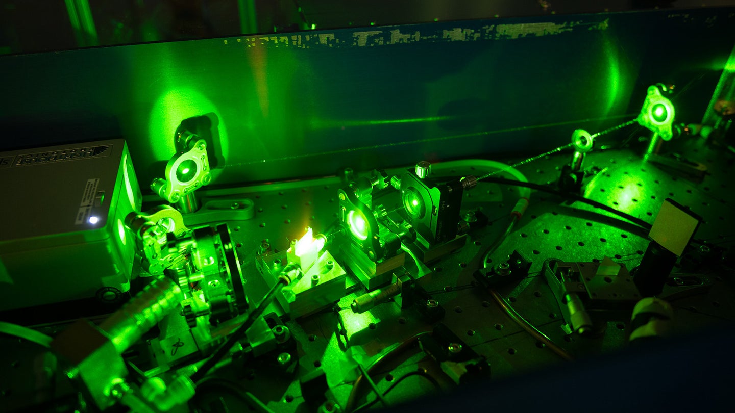 Green high density laser array