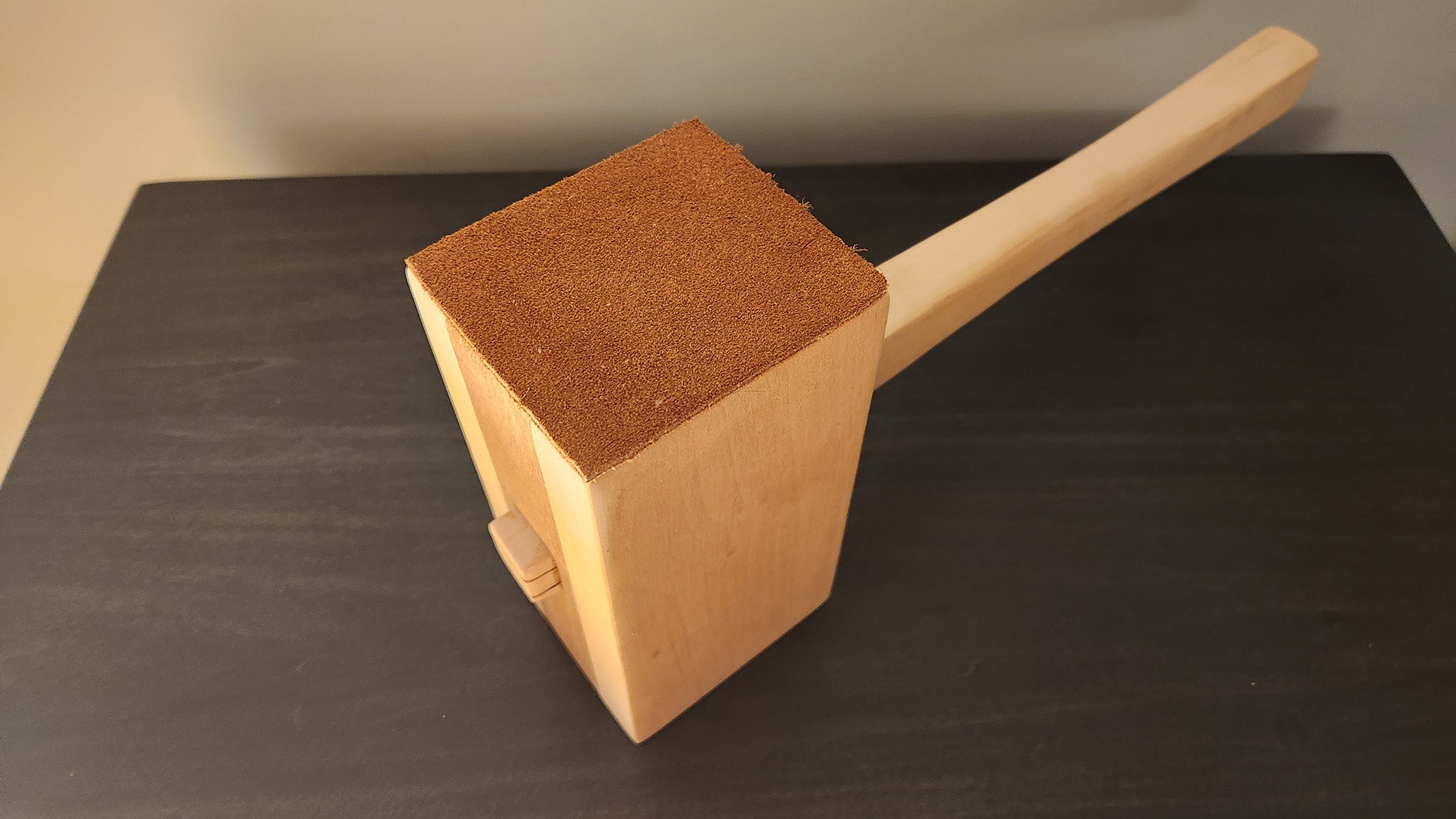 A DIY dead-blow mallet with a leather tip