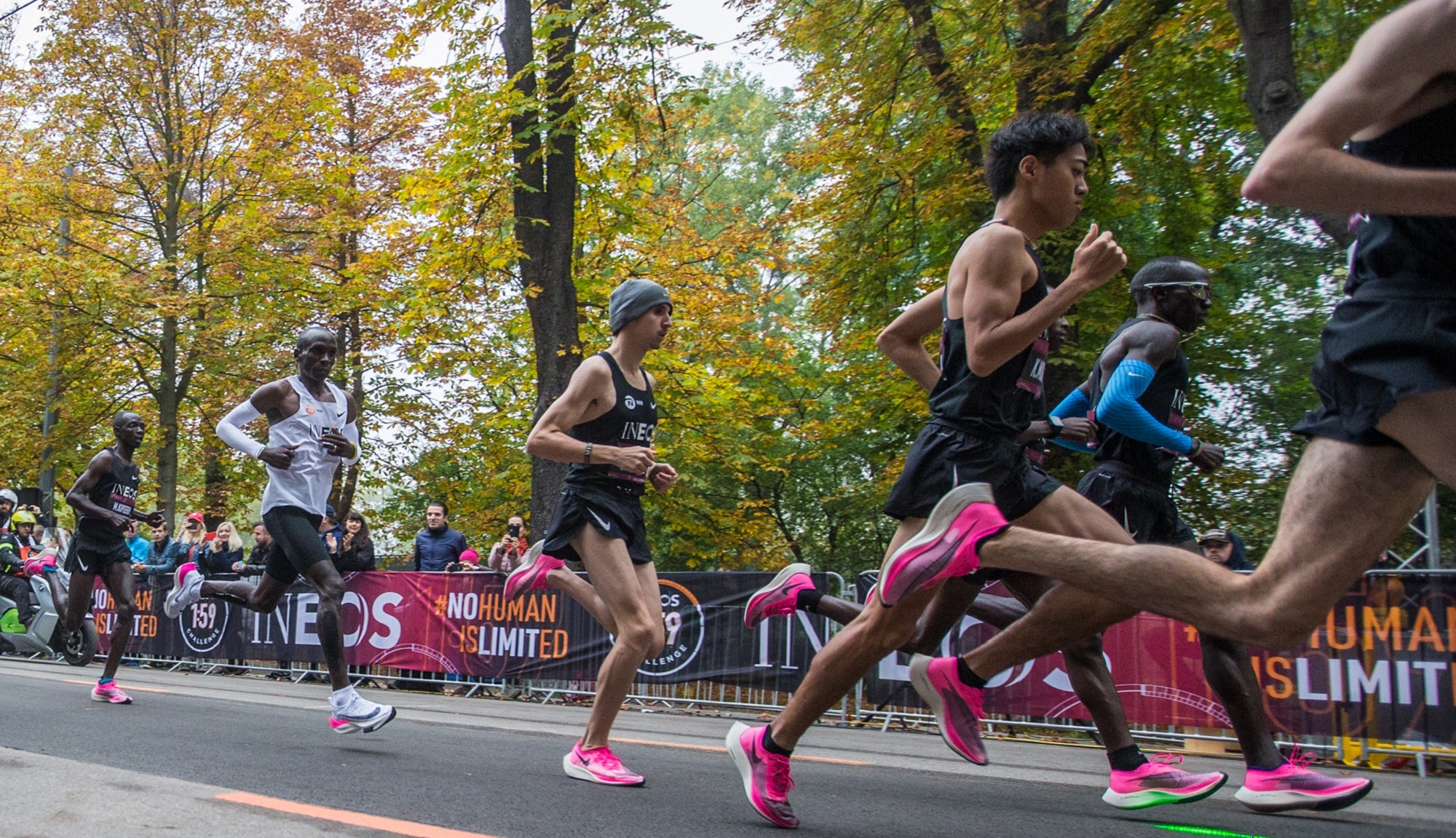 The surprising strategy behind running the fastest marathon