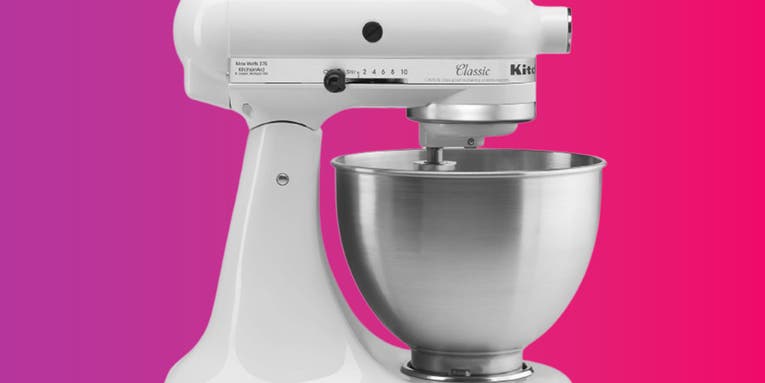 Save 15% on a KitchenAid stand mixer at Amazon for fall baking and cooking