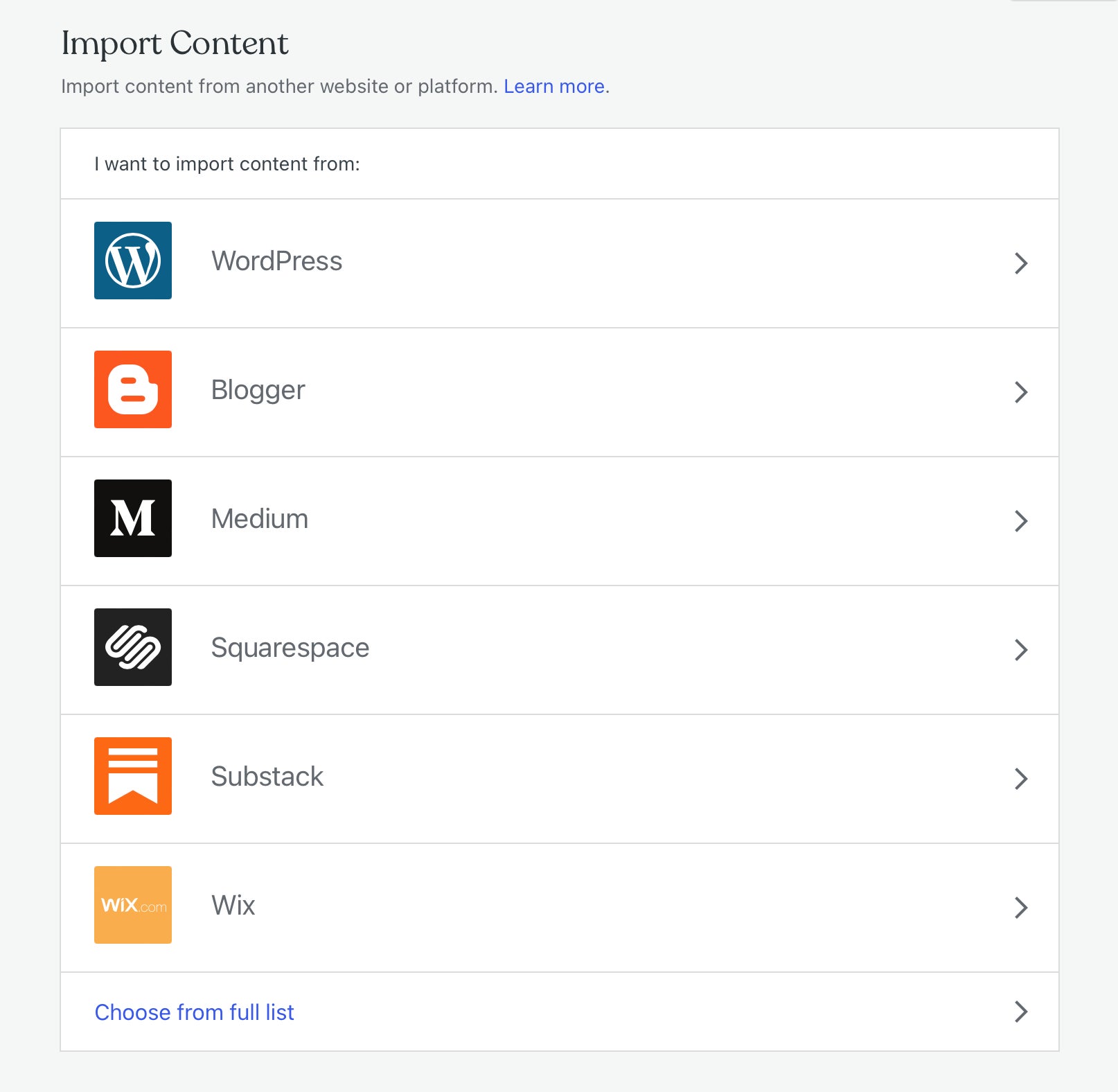 Инструмент WordPress для импорта контента, показывающий список совместимых сайтов, а также ссылку для расширения списка внизу, по которой вам понадобится найти инструмент для импорта из LiveJournal.