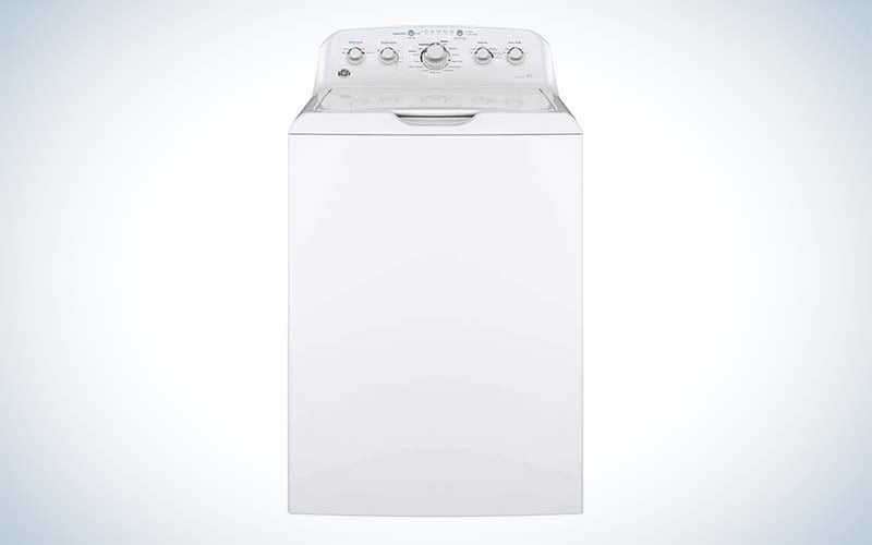 GE's top loading washing machine is one of the best washing machines at a budget-friendly price.