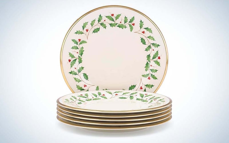 The Lenox Holiday Dinner Plate set is 63% off during Amazon Prime Day.