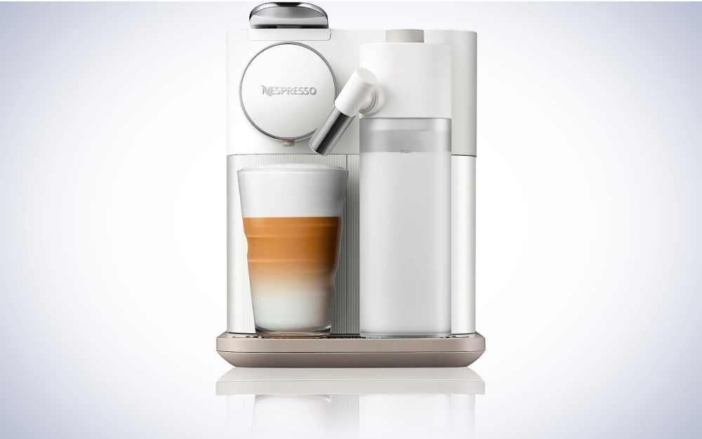 https://www.popsci.com/uploads/2023/11/03/Nespresso-Gran-Lattissima-Original-Espresso-Machine-with-Milk-Frother.jpg?auto=webp&width=800&crop=16:10,offset-x50