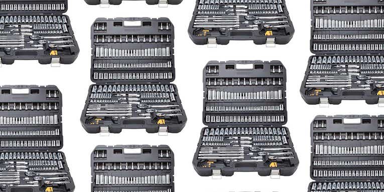 Grab ridiculously cheap mechanics tool sets before Black Friday at Amazon and Lowe’s