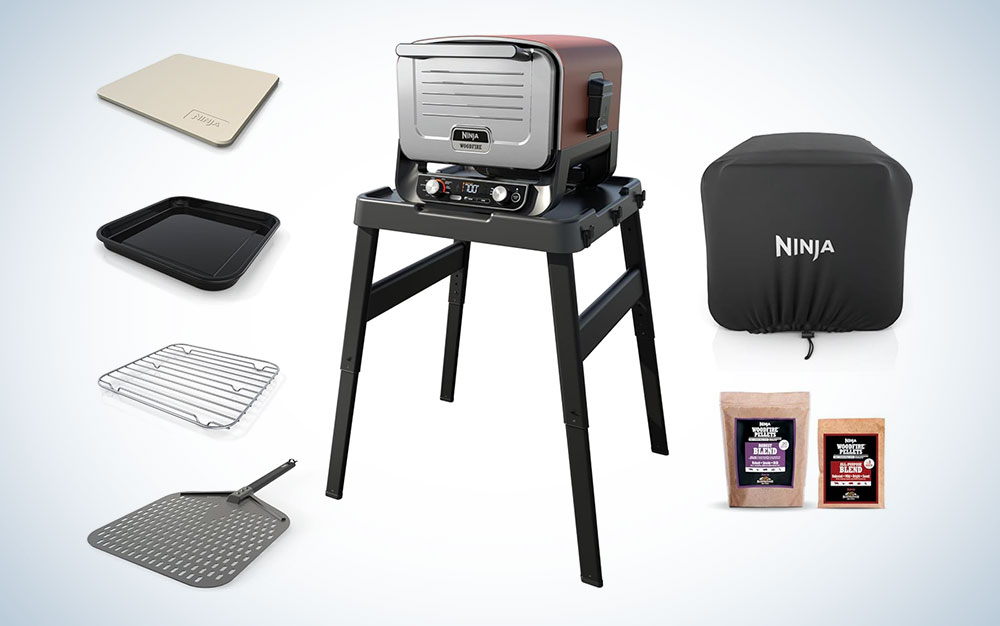 https://www.popsci.com/uploads/2023/11/22/ninja-outdoor-oven-product-photo.jpg?auto=webp&width=800&crop=16:10,offset-x50