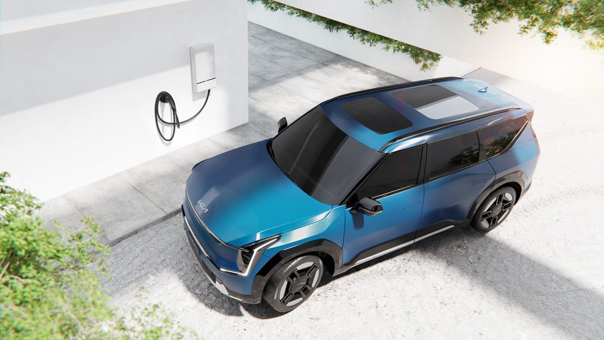 Kia's EV9 can power an average home and then some