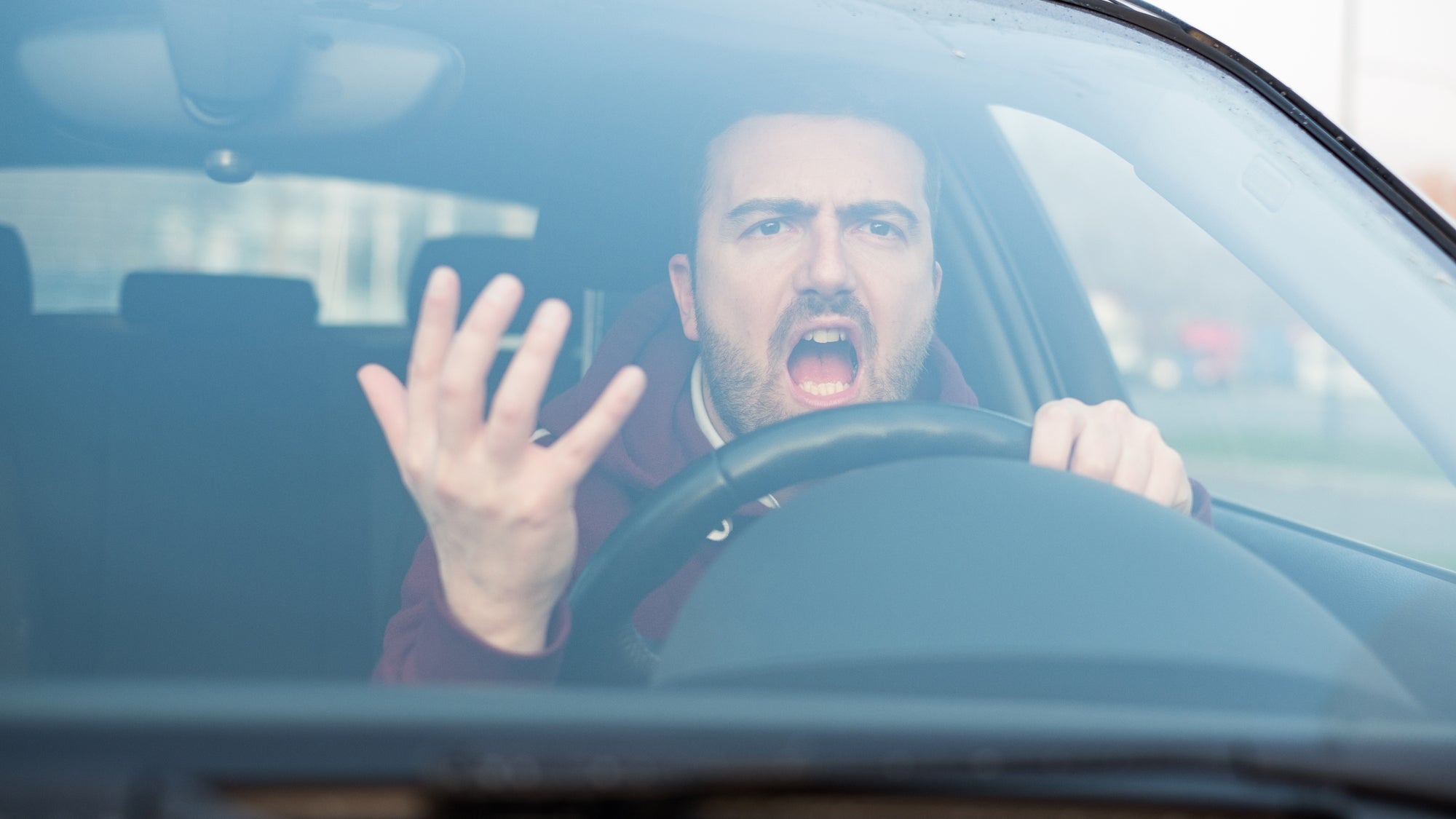 La furia al volante (y la envidia de los lugares de estacionamiento) pueden revelar mucho sobre cómo actúan los humanos