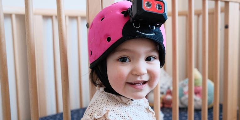 How a baby with a headcam taught AI to learn words