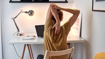 5 stretches for relieving ‘tech neck,’ according to physical therapists