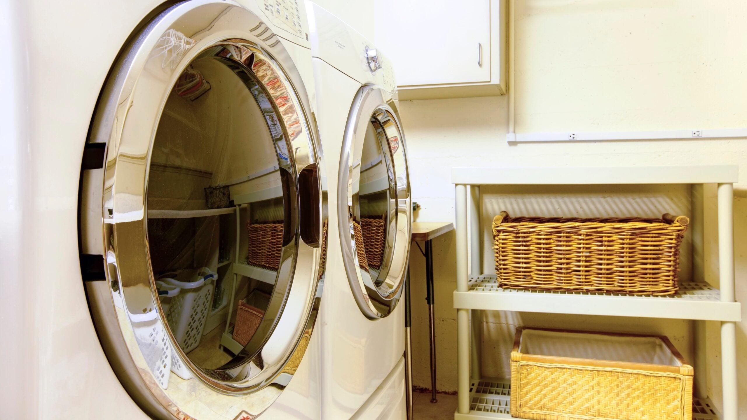 Cómo limpiar tu lavadora y secadora