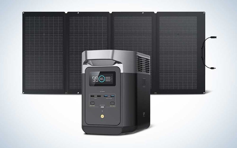 A EcoFlow Delta 2 solar generator and panel bundle on a plain background.