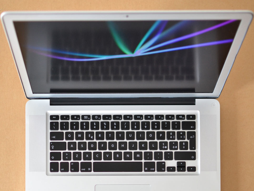 Por menos de $250, esta MacBook Air reacondicionada ofrece potencia a un precio asequible