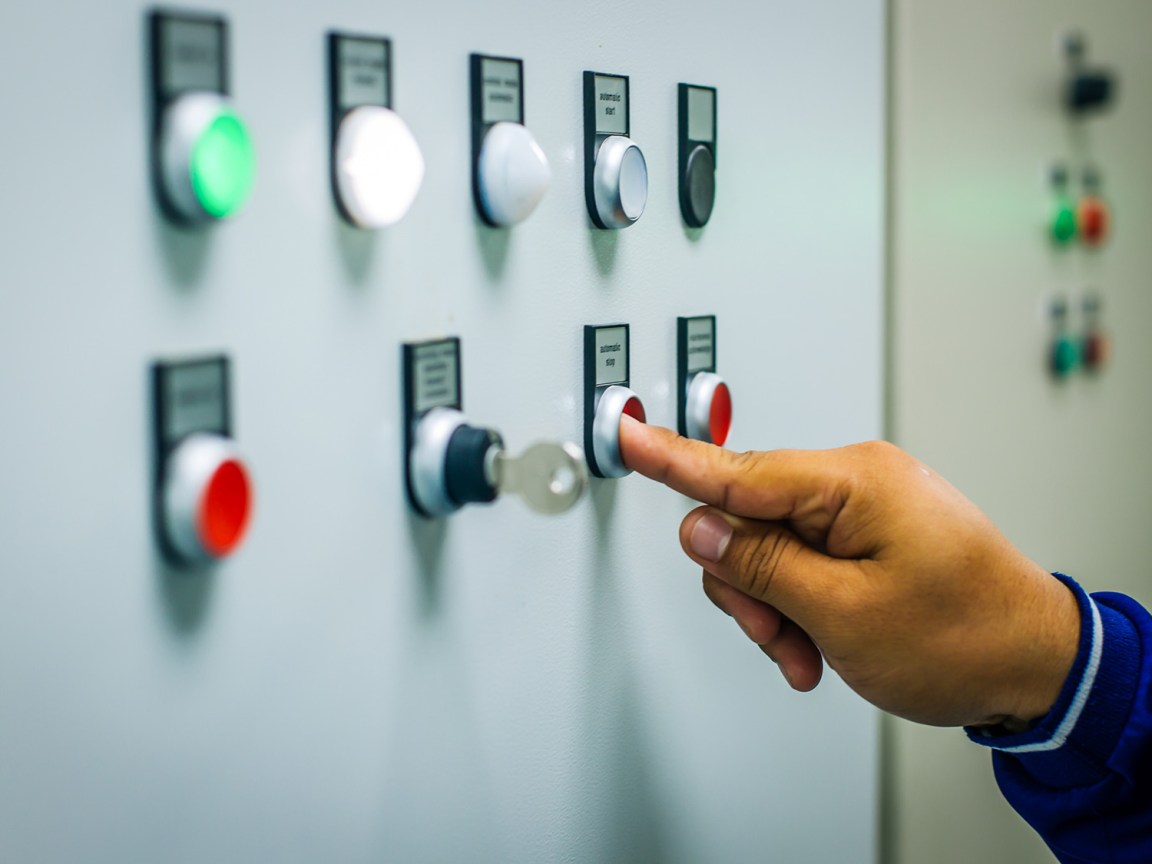 5 facts about button-pushing, from a true expert